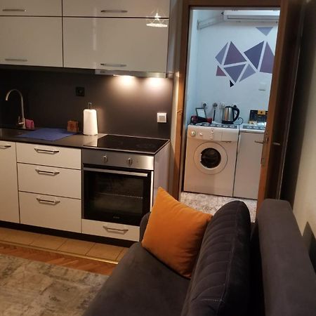Cozy&Comfy Apartment In The Center Of Prishtina Prishtinë Luaran gambar