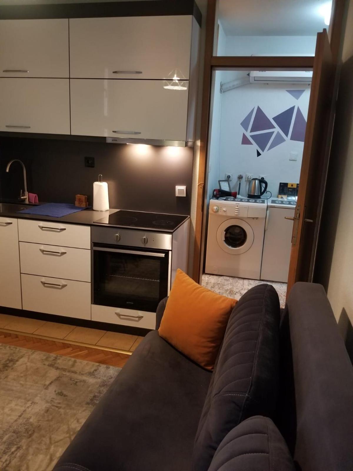 Cozy&Comfy Apartment In The Center Of Prishtina Prishtinë Luaran gambar