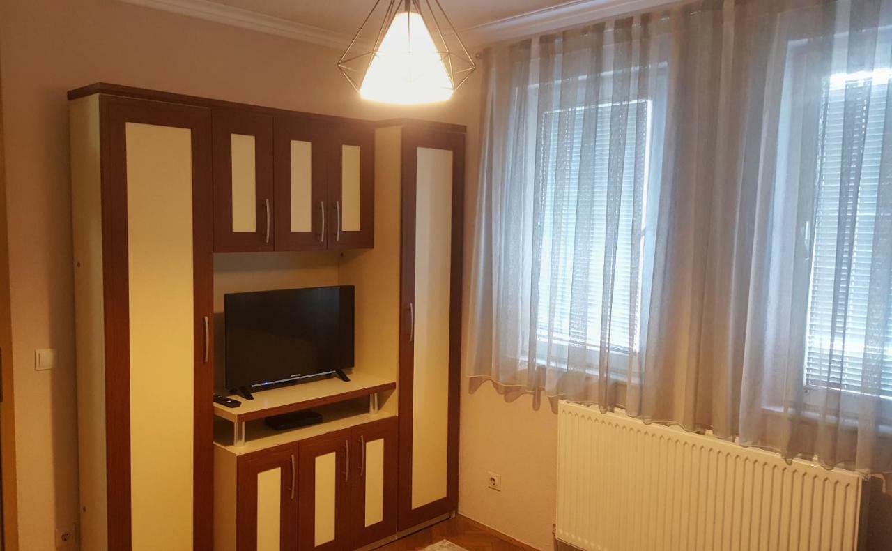 Cozy&Comfy Apartment In The Center Of Prishtina Prishtinë Luaran gambar